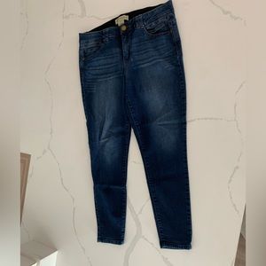 Democracy- “AB Technology”. Cropped. Jeans. Size 14.